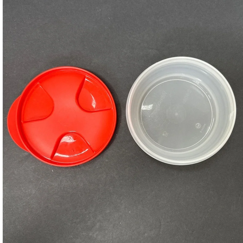Tupperware Red Snack Cup 240ml Round Food Storage Container with Lid 8422A-2